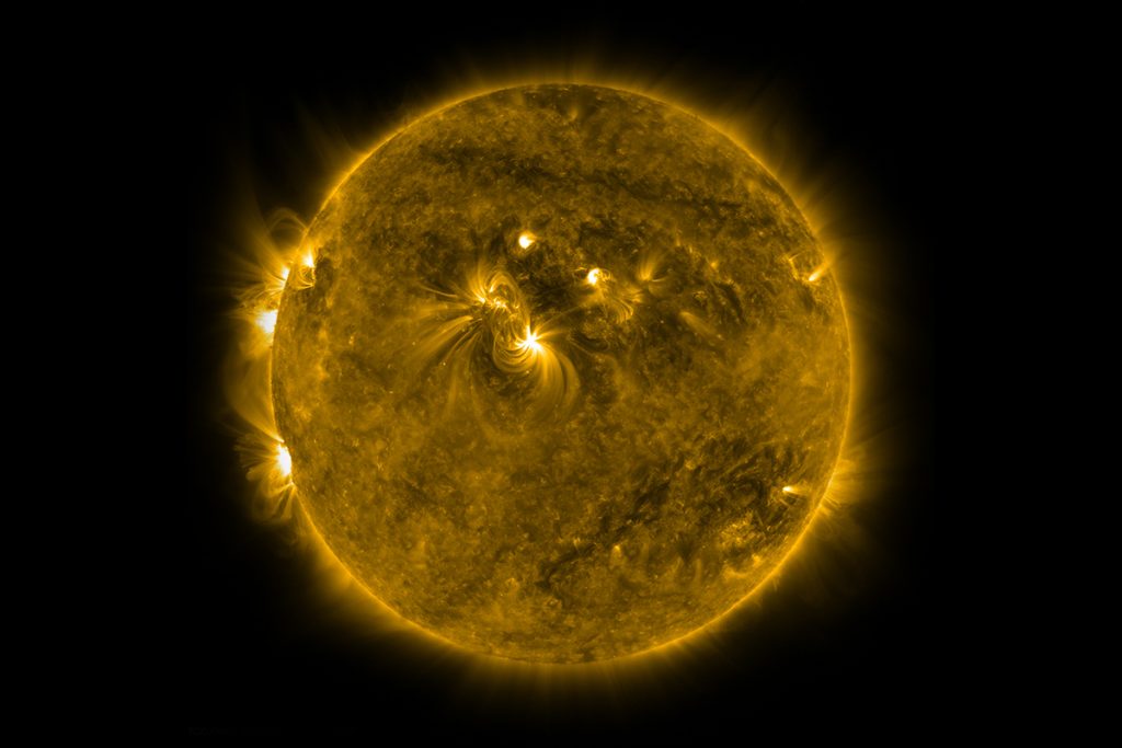 De zon is niet altijd even groot. Foto: SDO/NASA