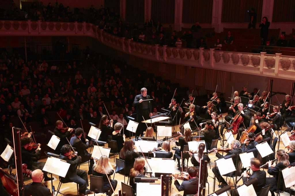 De Onvoltooide door het English Session Orchestra in de Cadogan Hall in Londen. Beeld: Huawei.