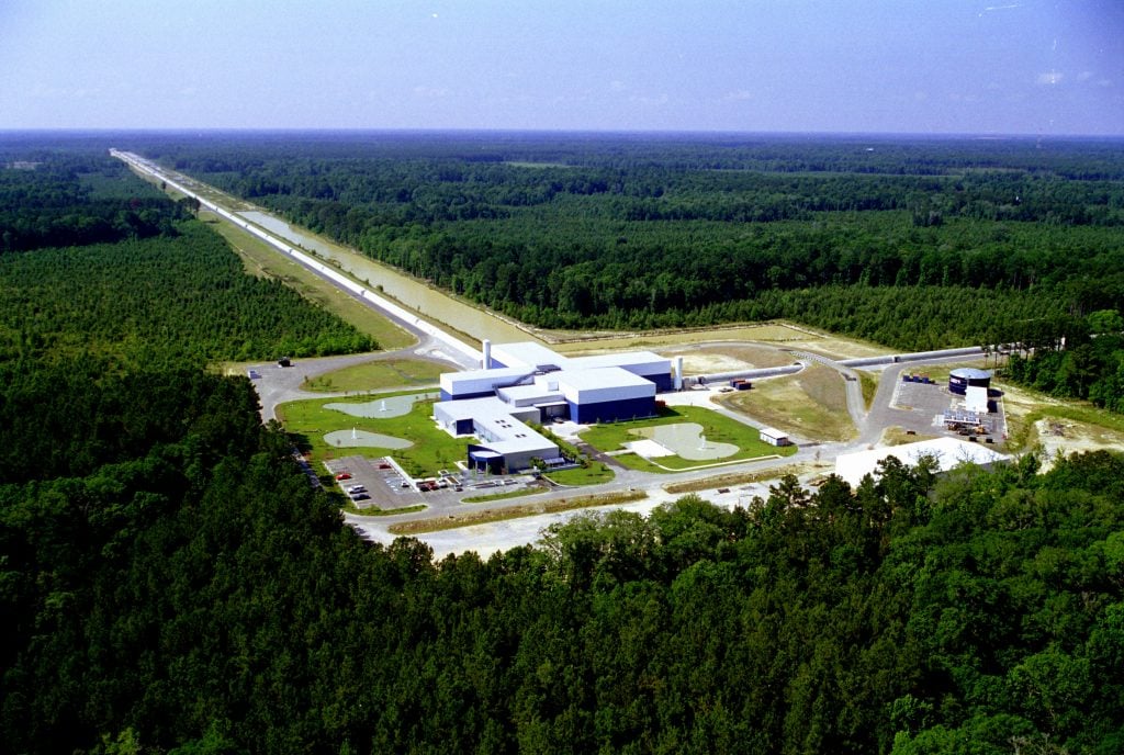Een van de LIGO-detectoren.