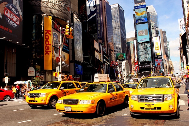 De straten van New York zien vaak geel van de taxi's. Foto: Prayitno